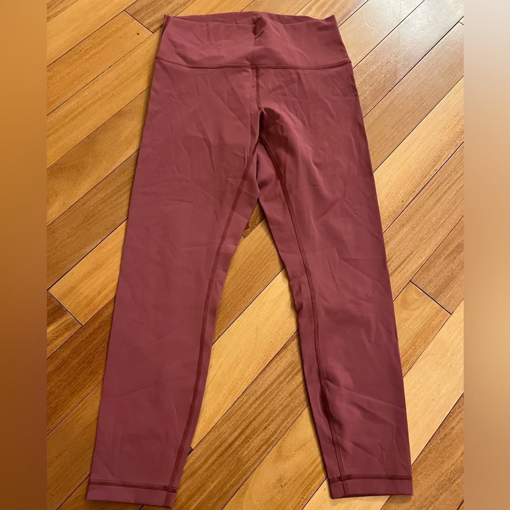 Lululemon size 10 wunder under leggings